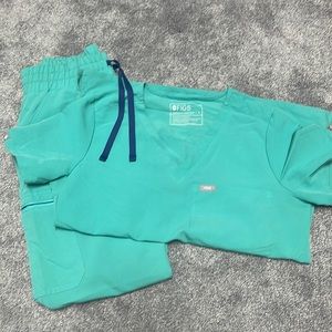 Surgical green figs set